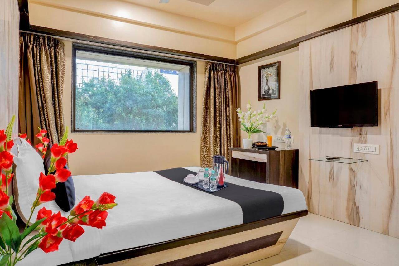 Townhouse Oak Regal Inn Near Sant Tukaram Nagar Metro Station Pimpri-Chinchwad ภายนอก รูปภาพ