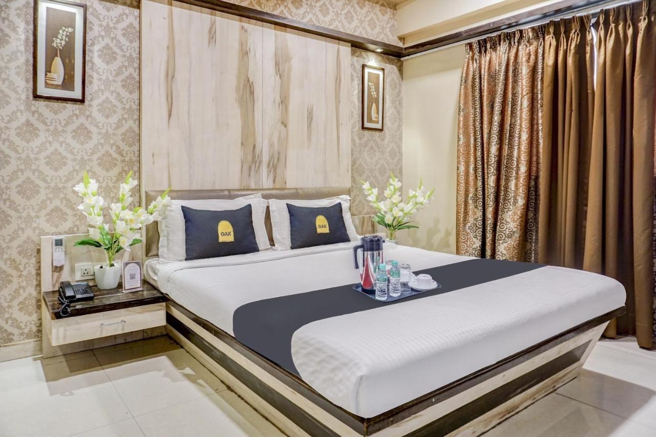 Townhouse Oak Regal Inn Near Sant Tukaram Nagar Metro Station Pimpri-Chinchwad ภายนอก รูปภาพ