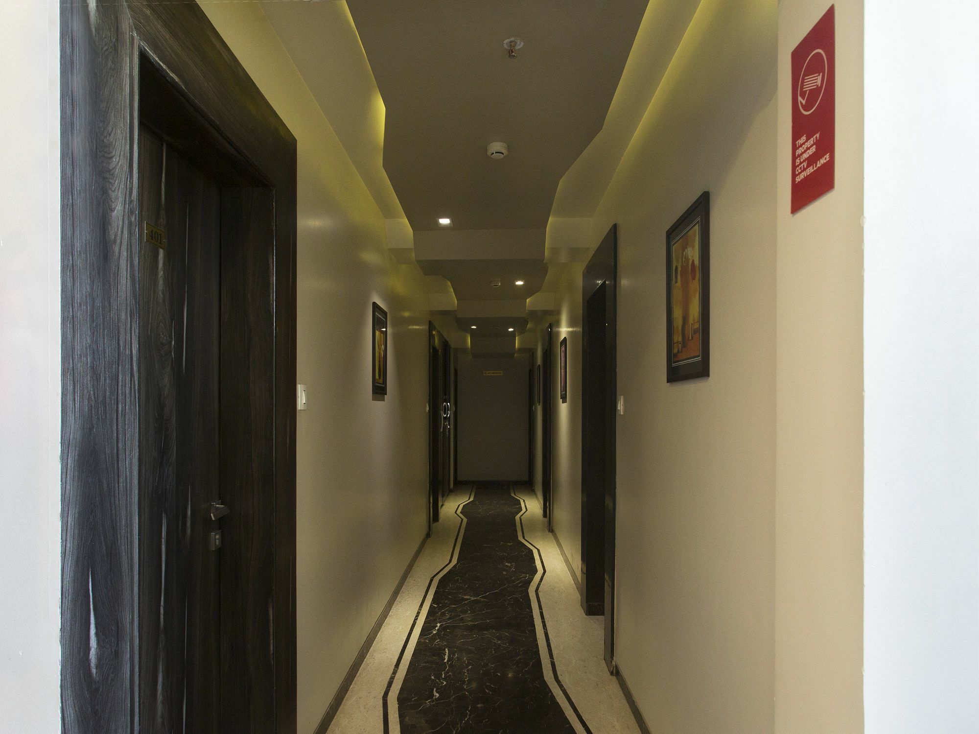 Townhouse Oak Regal Inn Near Sant Tukaram Nagar Metro Station Pimpri-Chinchwad ภายนอก รูปภาพ